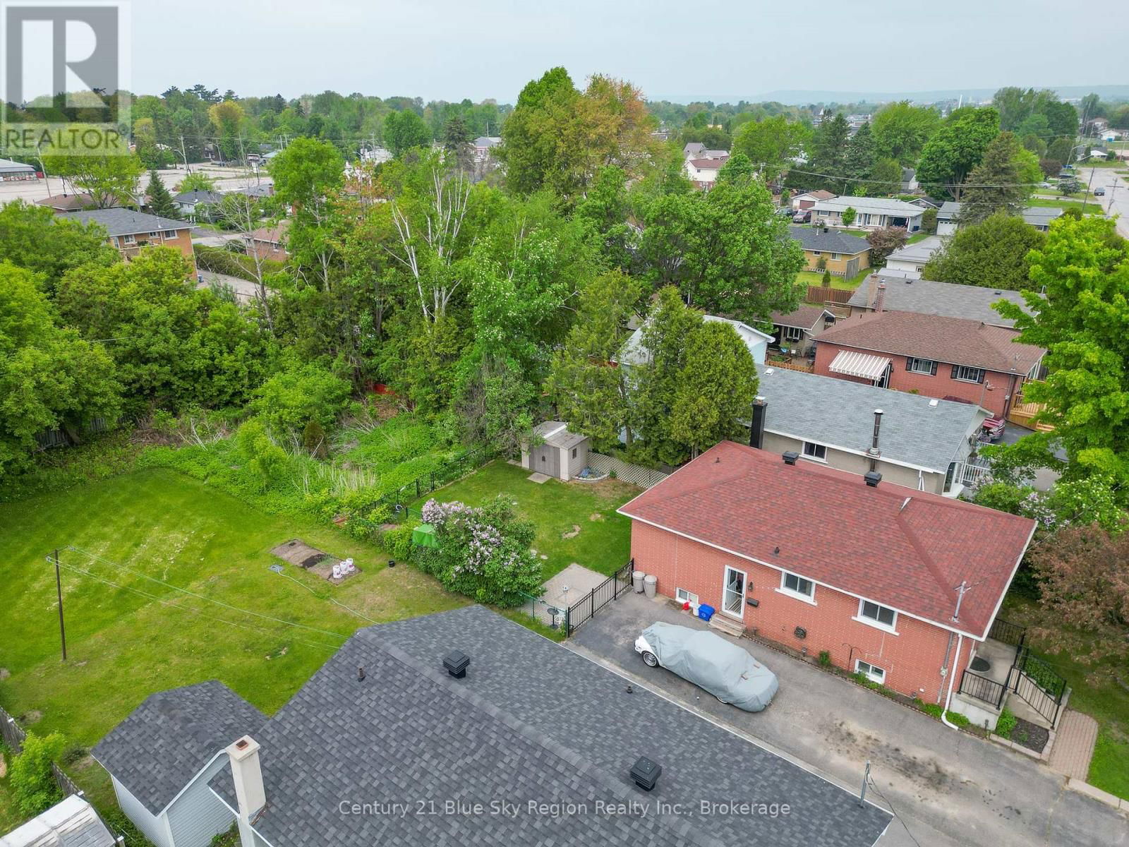 235 GLADSTONE AVENUE Image 4
