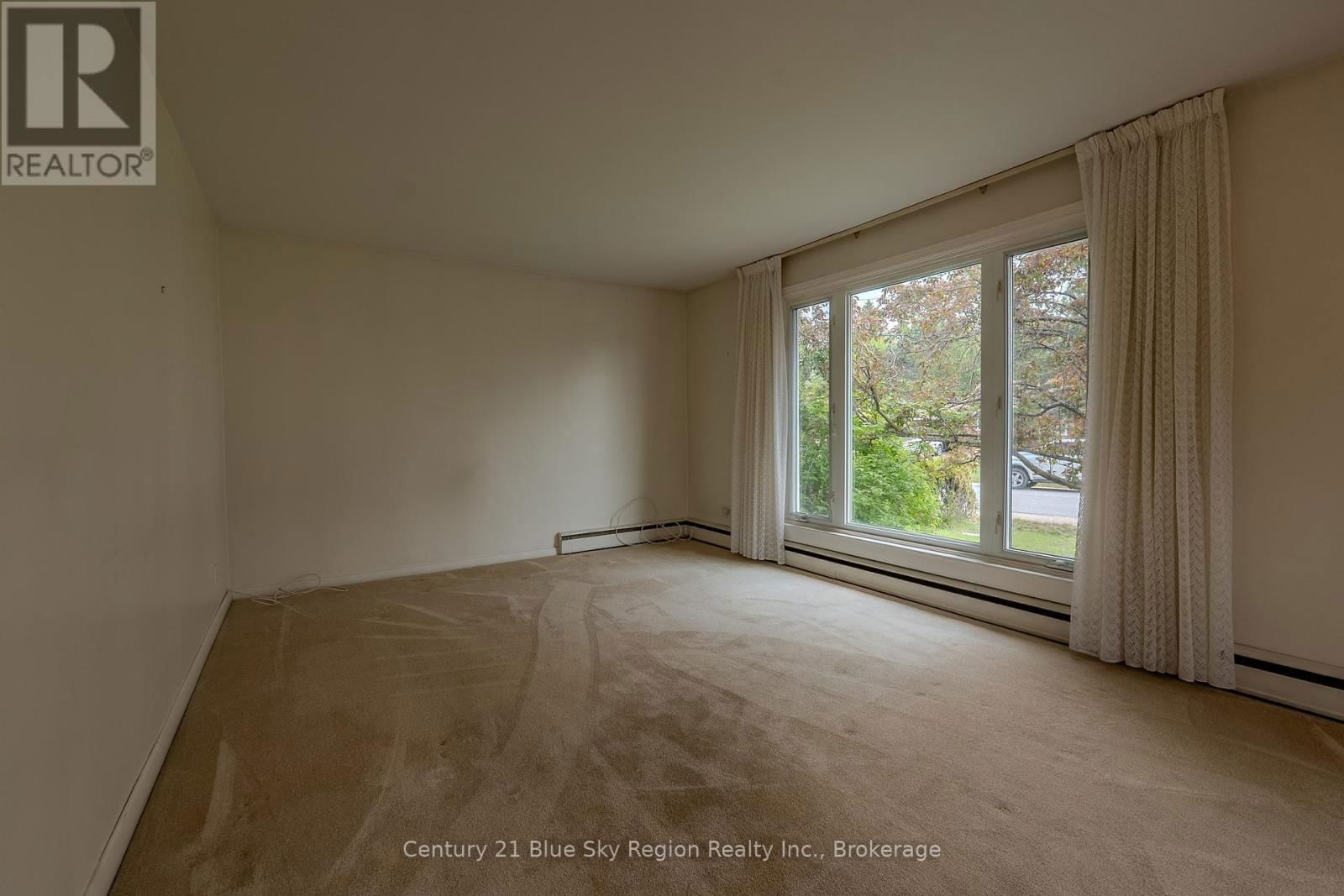 235 GLADSTONE AVENUE Image 7
