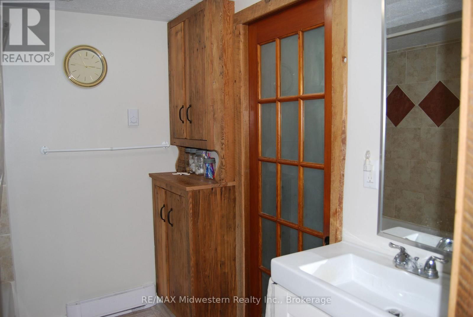 410 TEMPLE STREET Image 14