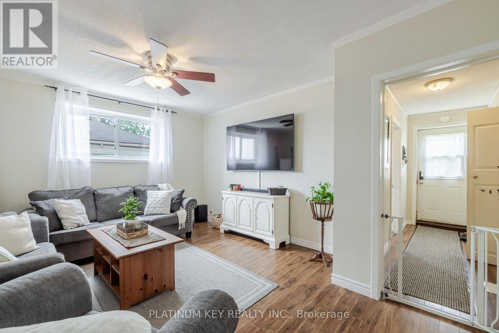 418 HURON STREET Image 5