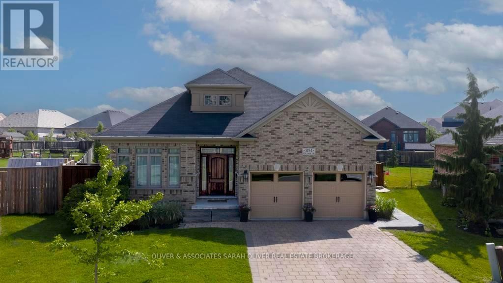 3194 PINCOMBE DRIVE Image 1