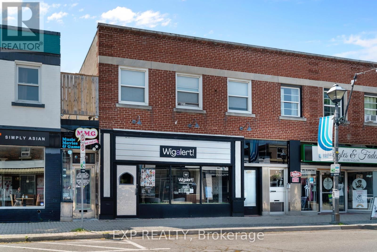 4660 QUEEN STREET Image 1