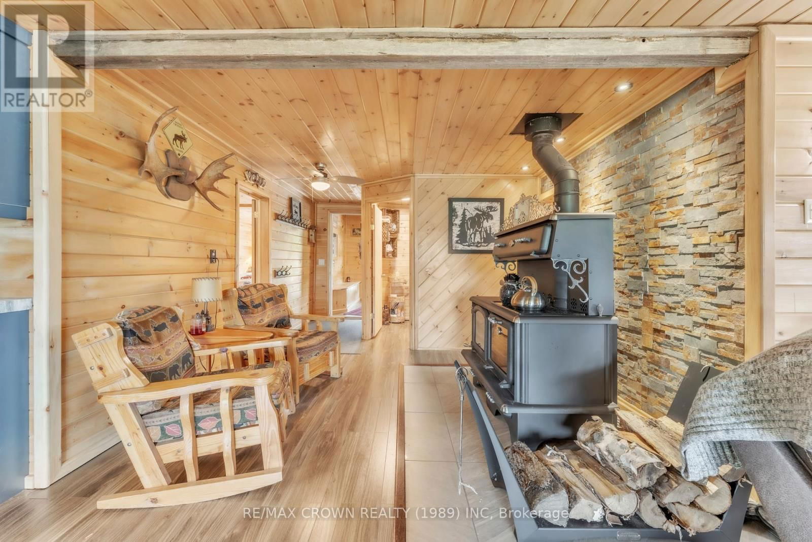 629 DUBUC ROAD Image 32