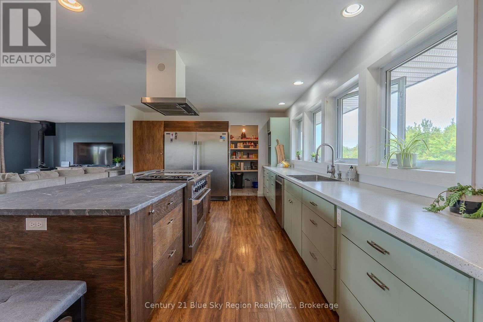 11327 HIGHWAY 17 WEST Image 12