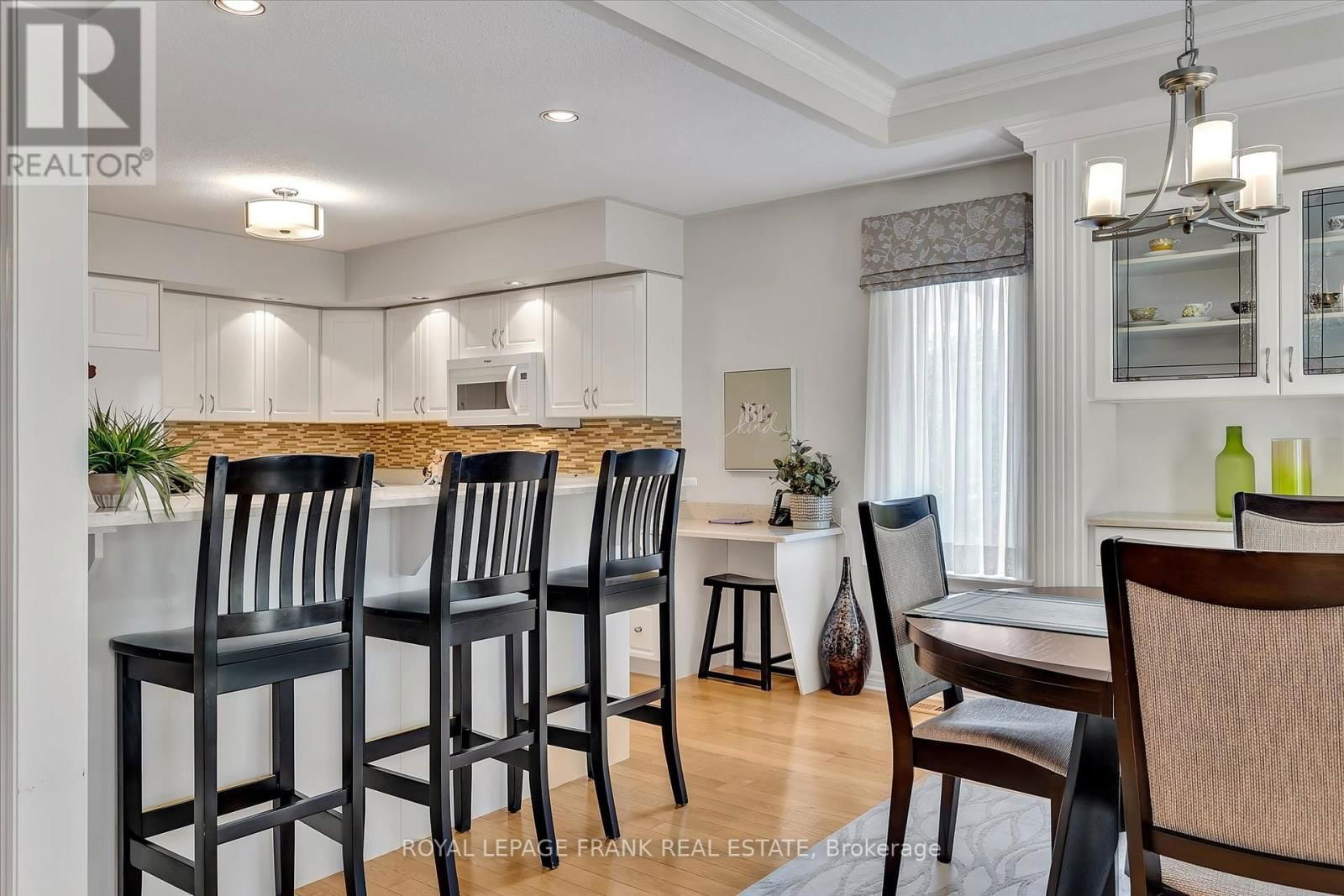 1083 DANITA BOULEVARD Image 19