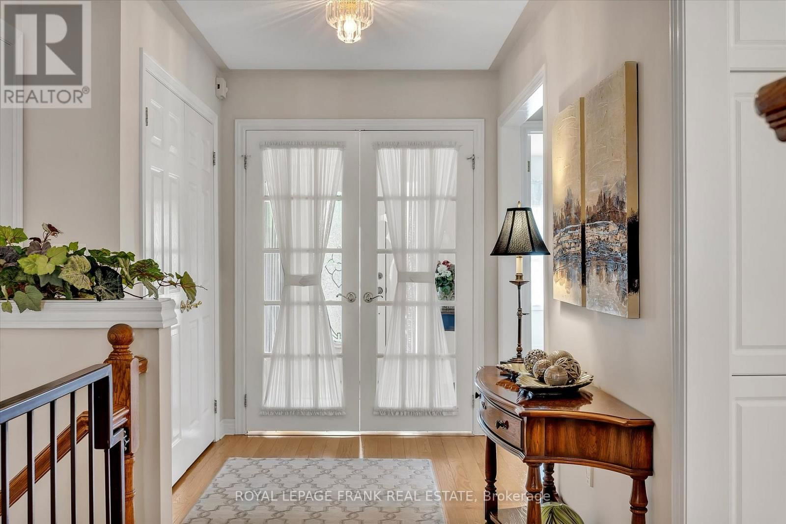 1083 DANITA BOULEVARD Image 29