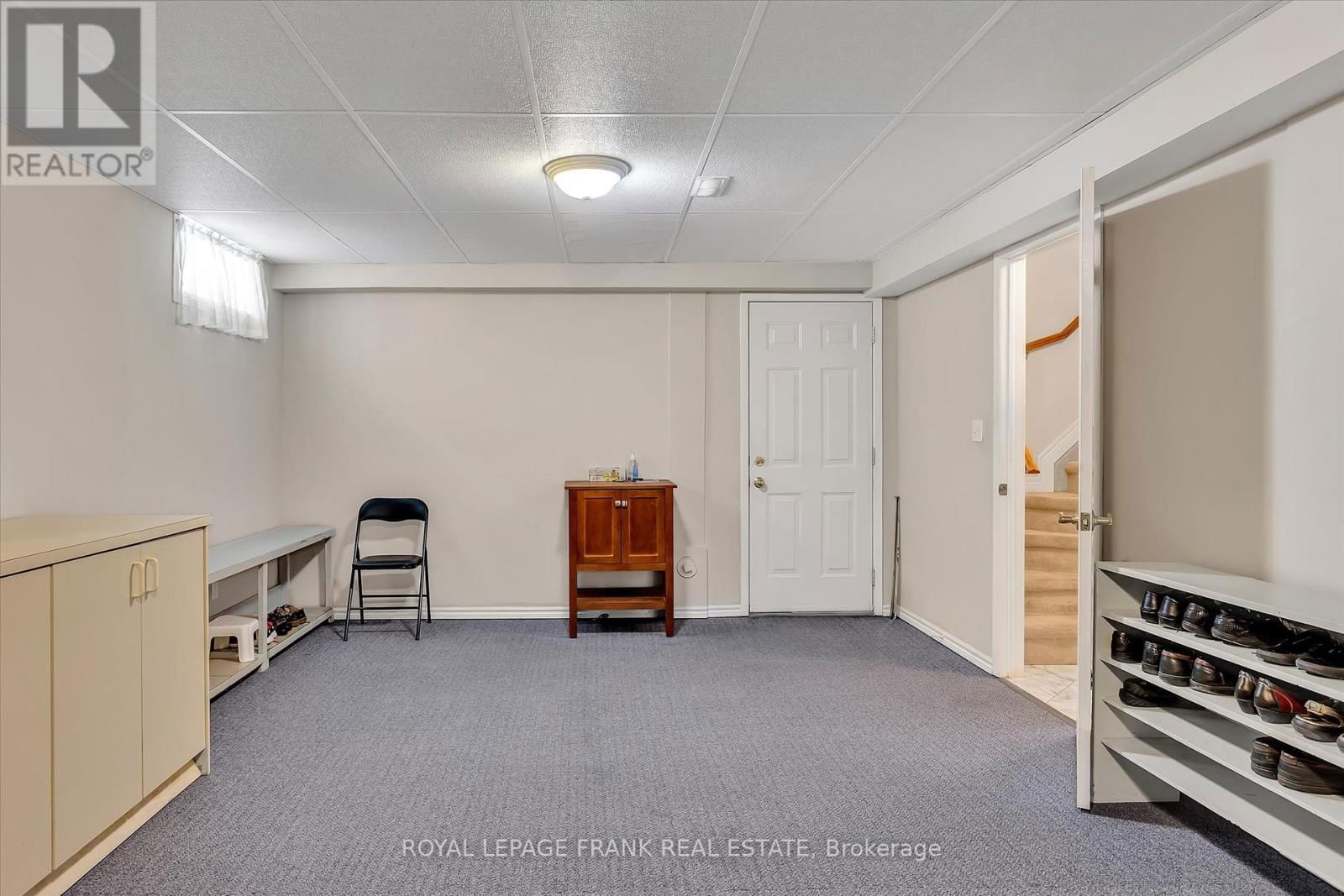 1083 DANITA BOULEVARD Image 31