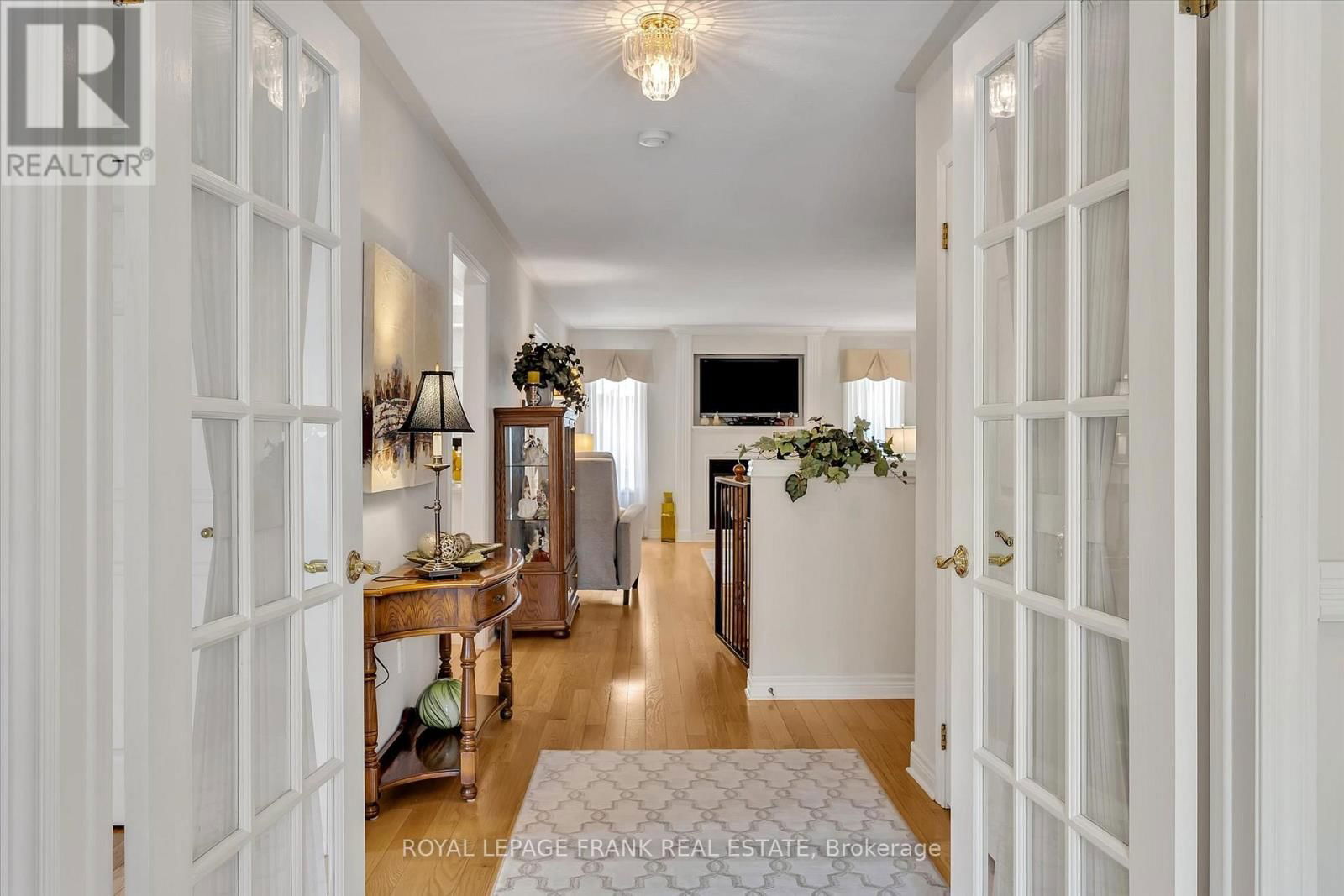 1083 DANITA BOULEVARD Image 6