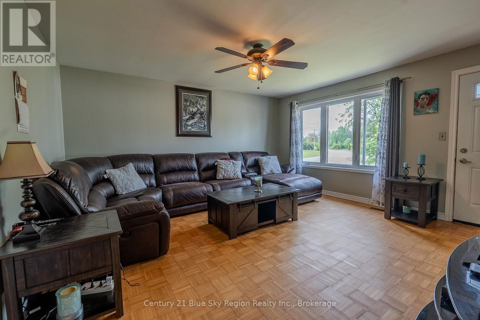 240 CACHE BAY ROAD Image 10
