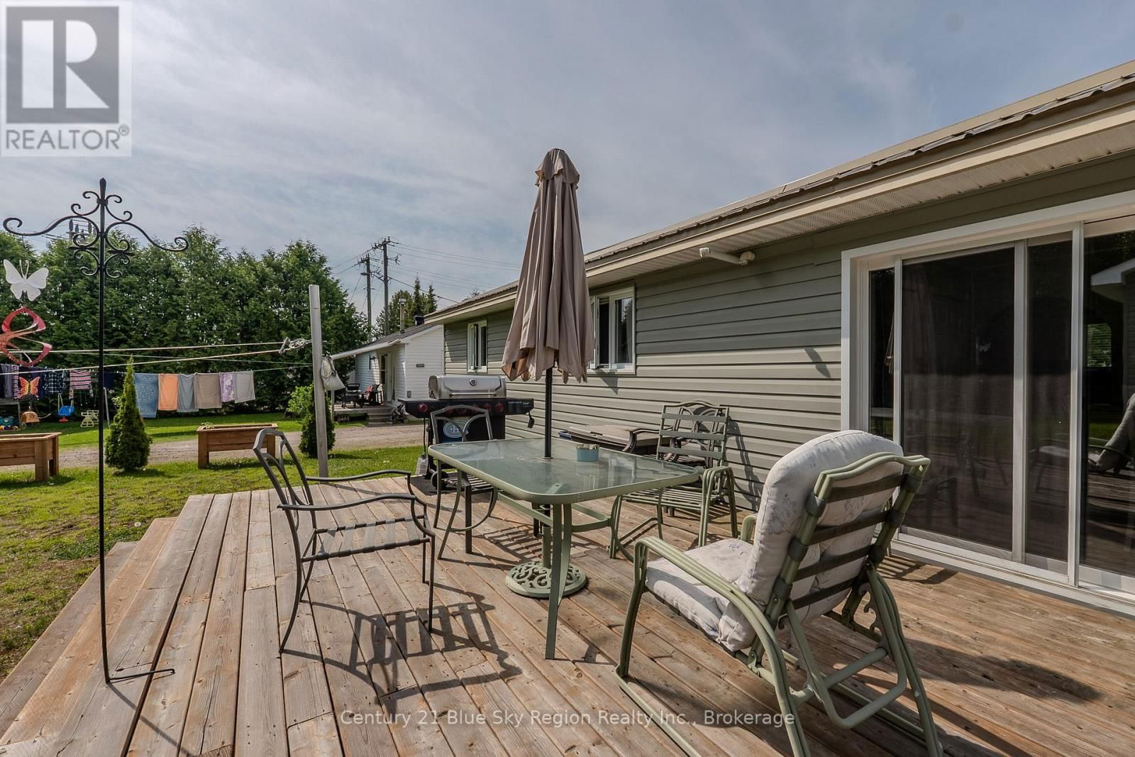 240 CACHE BAY ROAD Image 19
