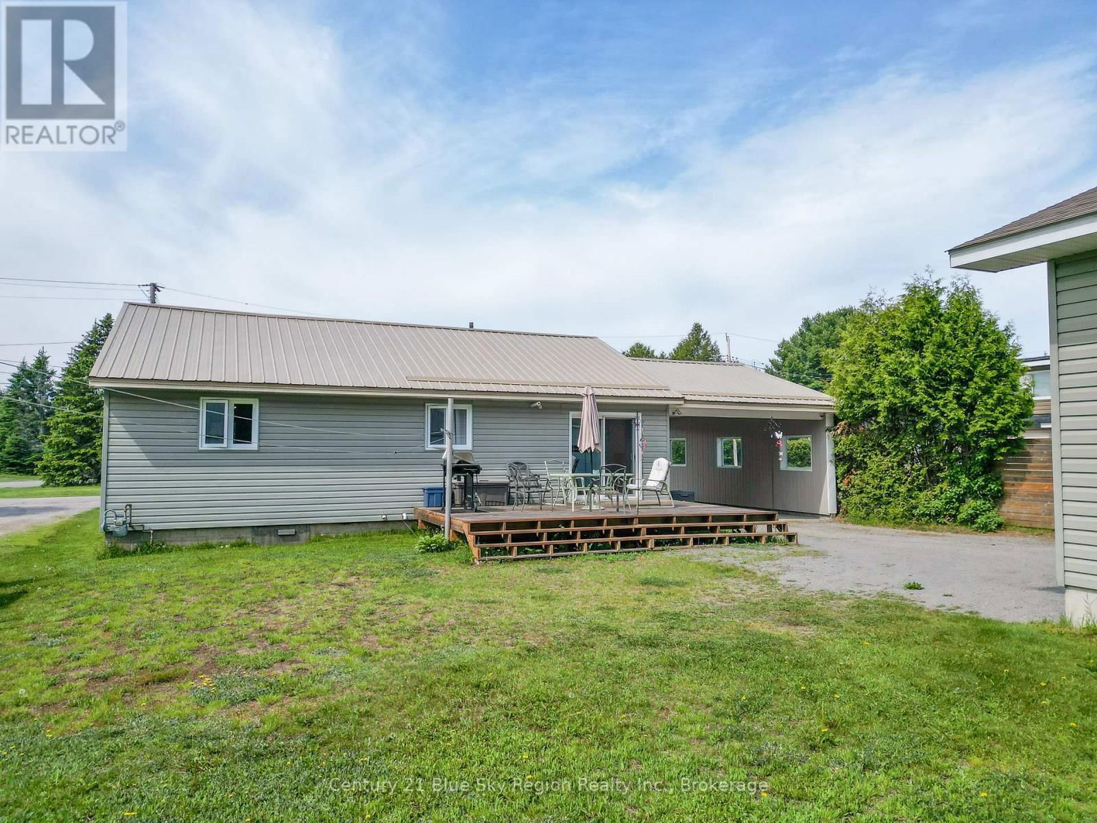240 CACHE BAY ROAD Image 22