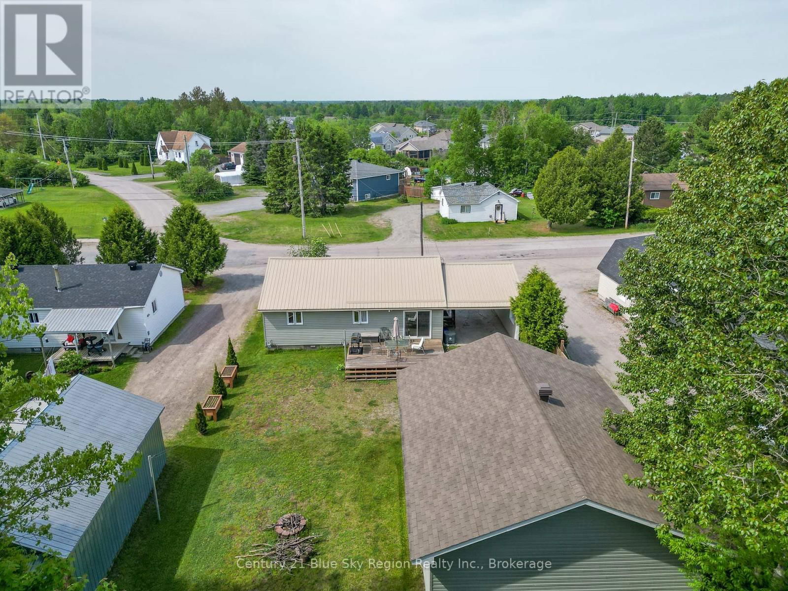 240 CACHE BAY ROAD Image 29