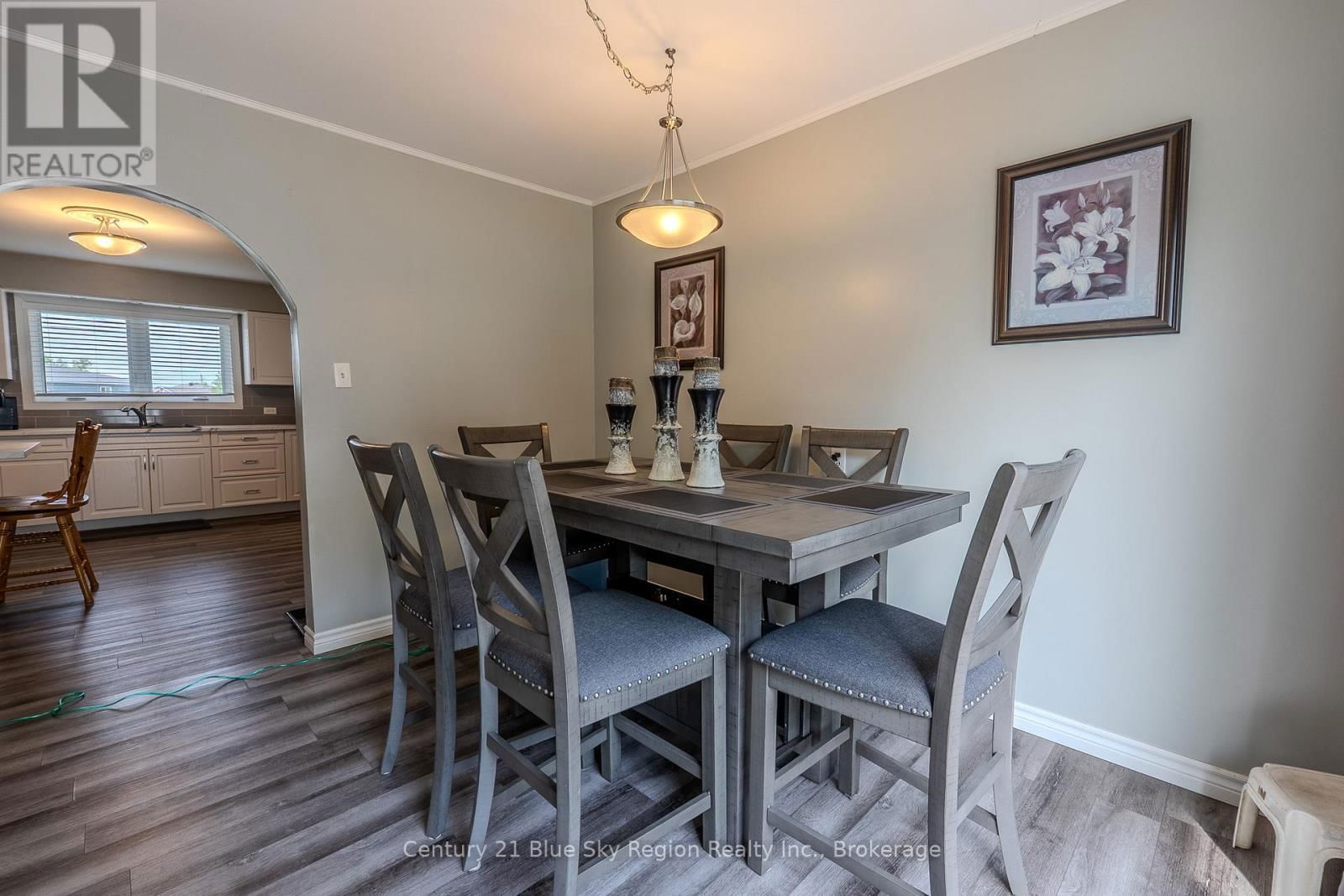 240 CACHE BAY ROAD Image 8
