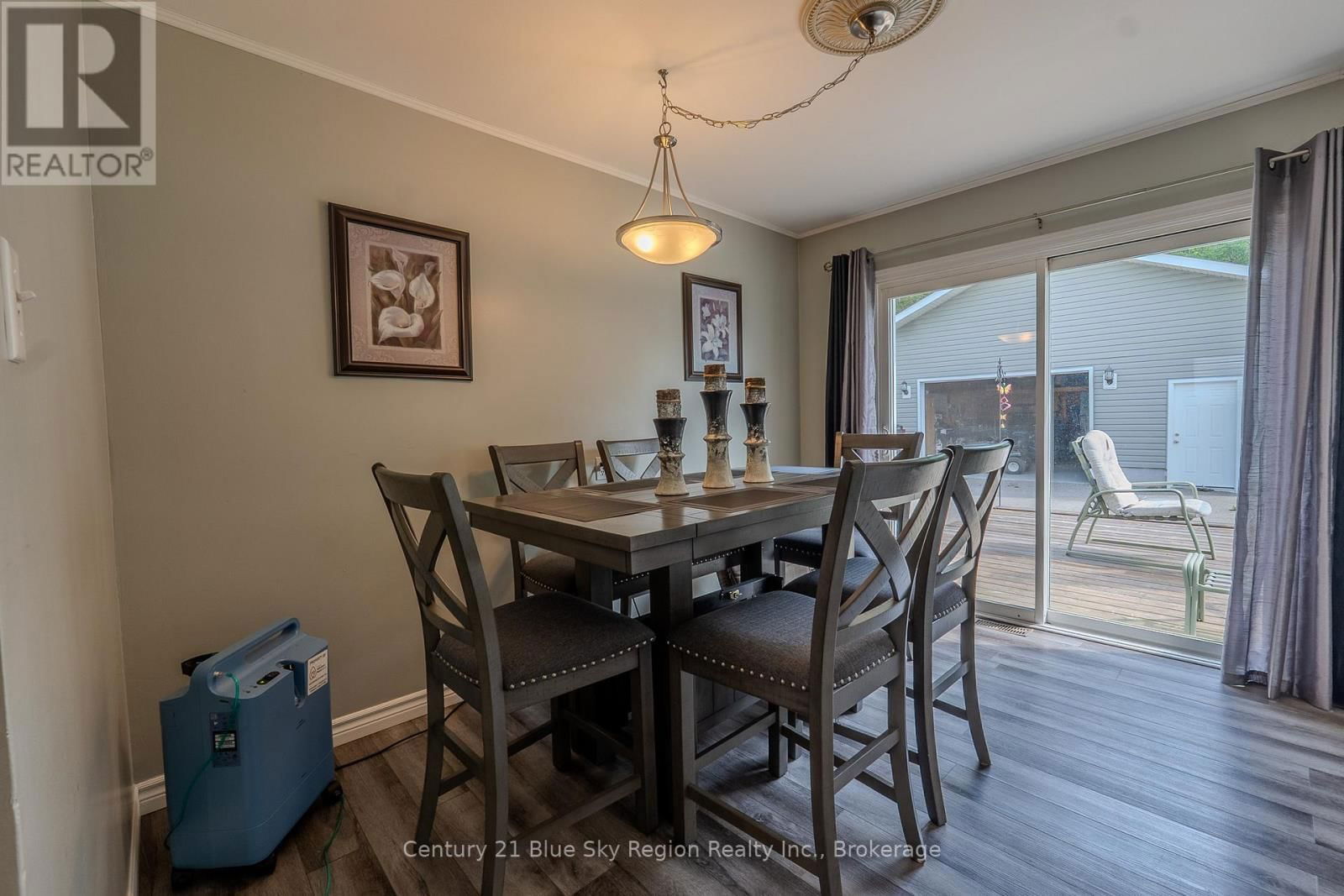 240 CACHE BAY ROAD Image 9