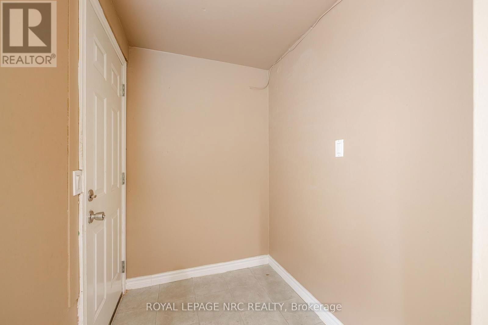 4160 DORCHESTER ROAD Image 14