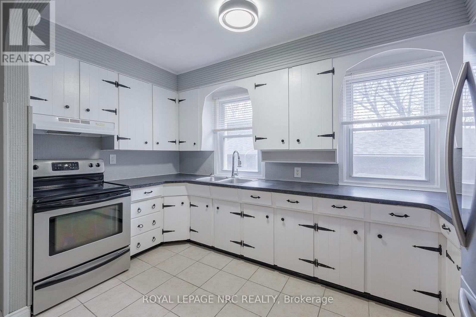 4160 DORCHESTER ROAD Image 6