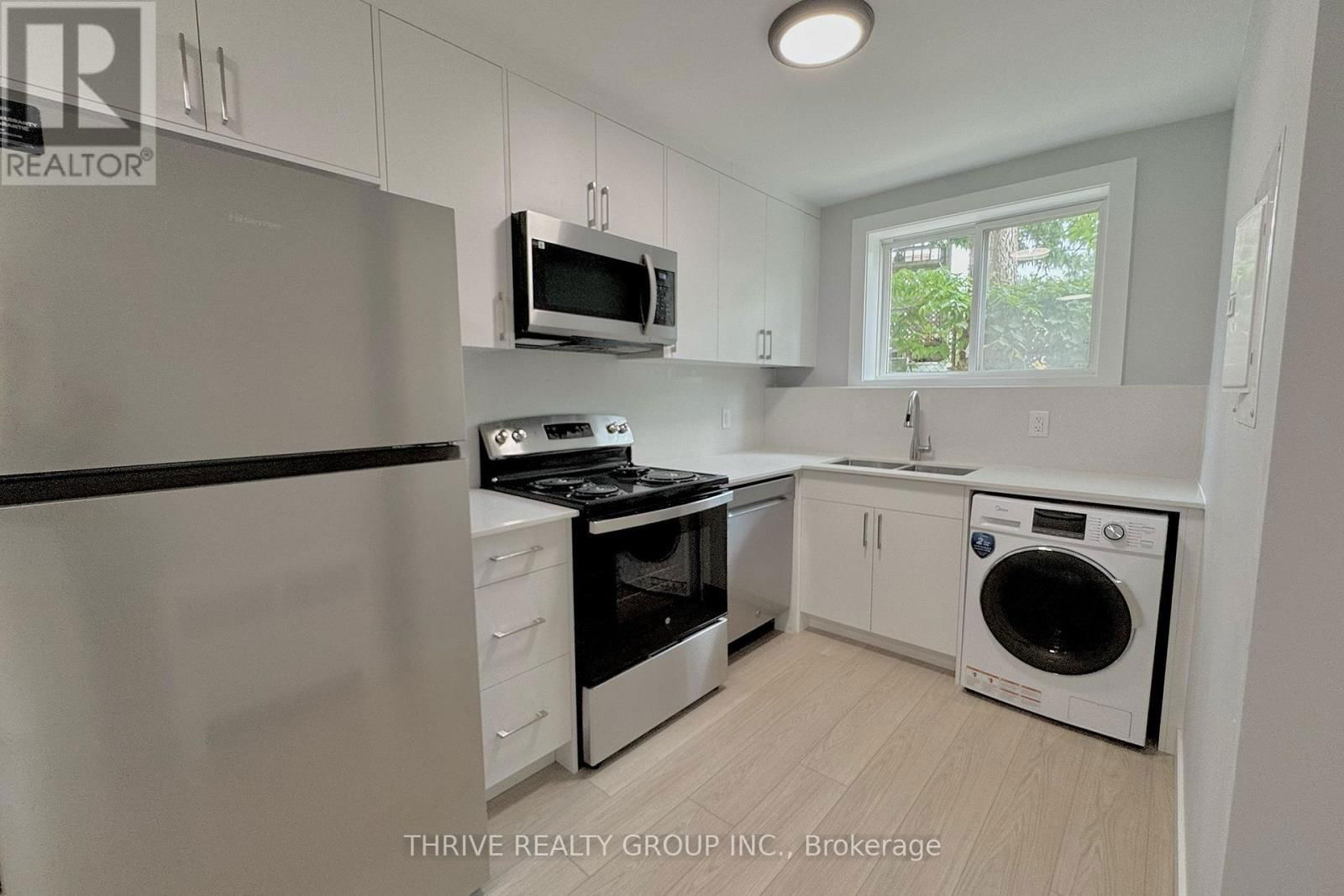 11 - 63 WELLINGTON ROAD Image 2