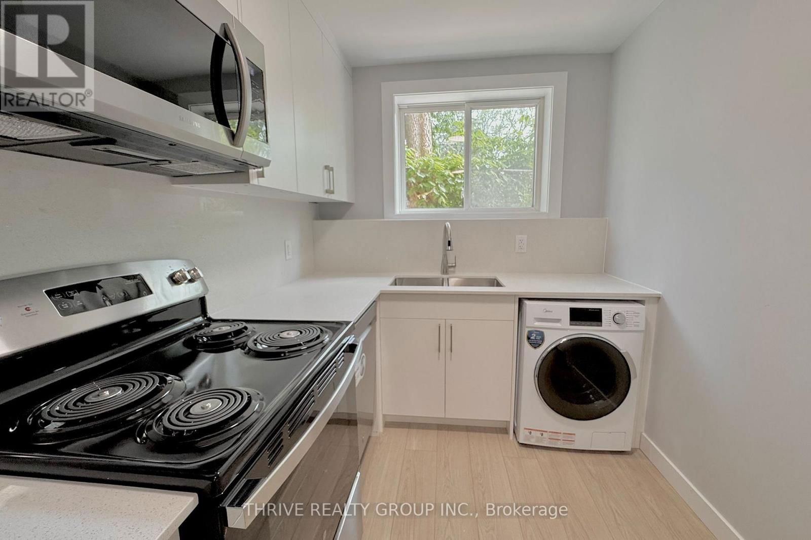 11 - 63 WELLINGTON ROAD Image 3