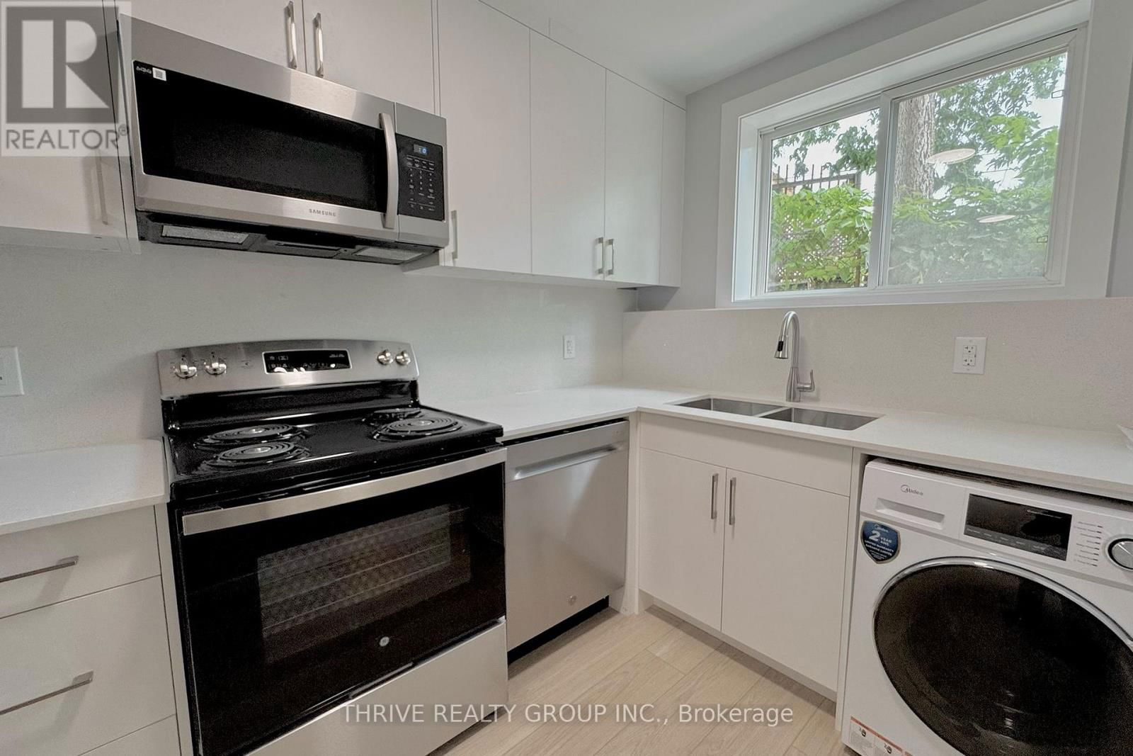 11 - 63 WELLINGTON ROAD Image 4