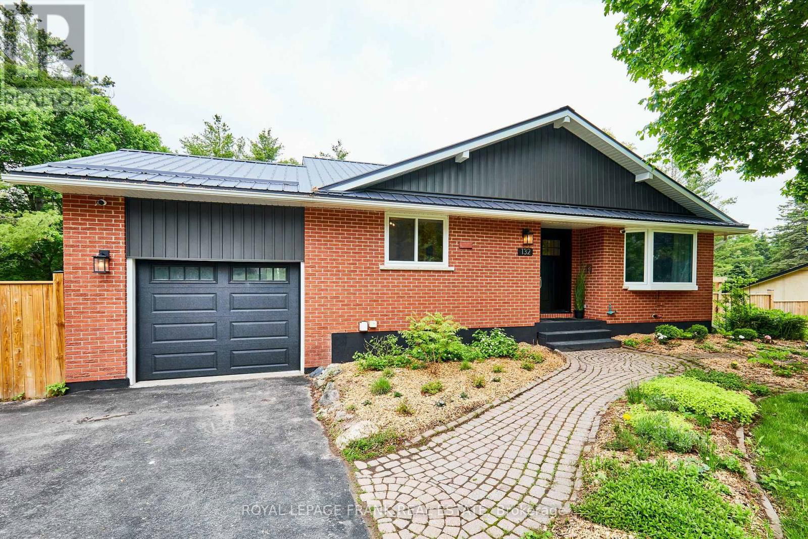 132 COULTER DRIVE Image 10