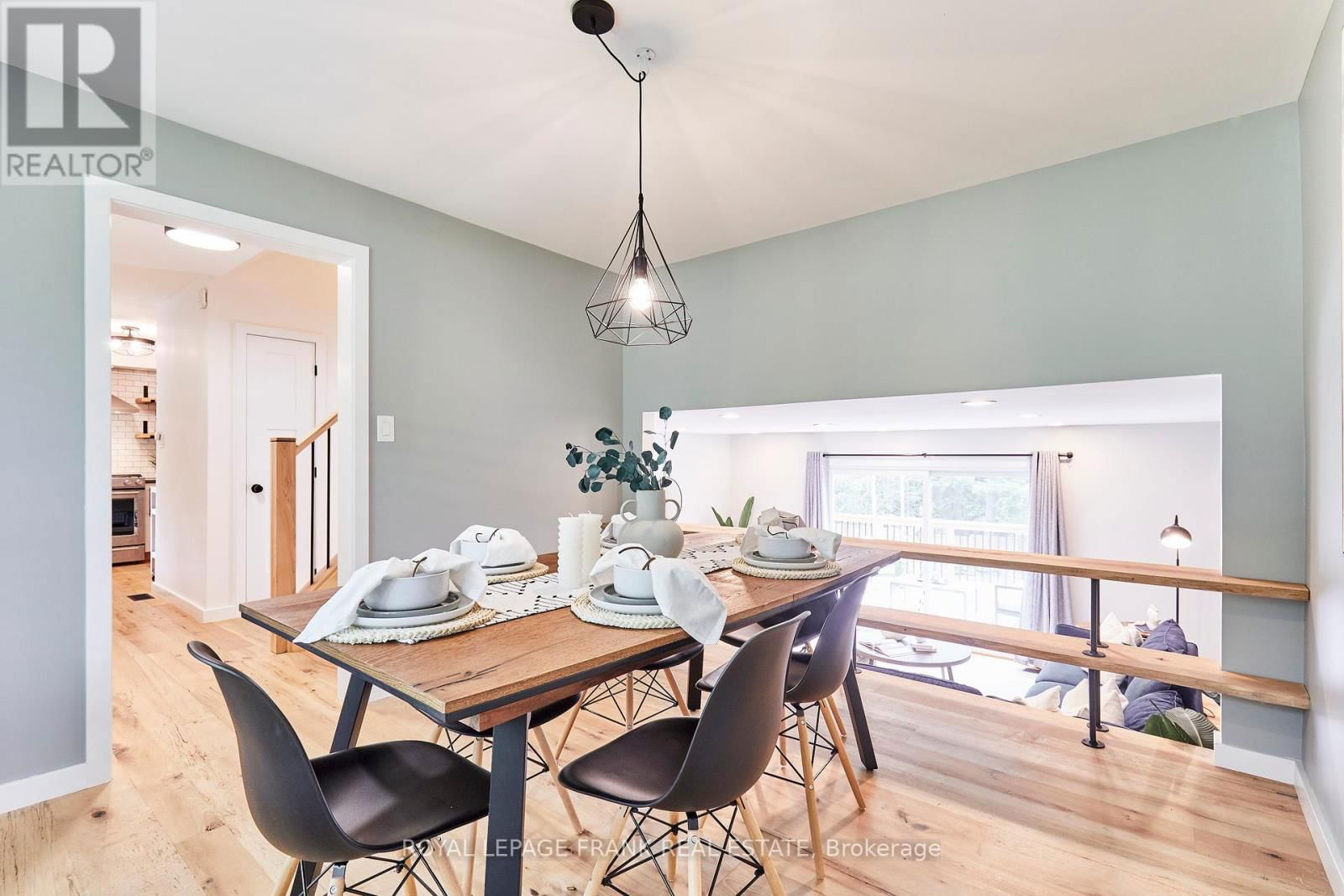 132 COULTER DRIVE Image 18