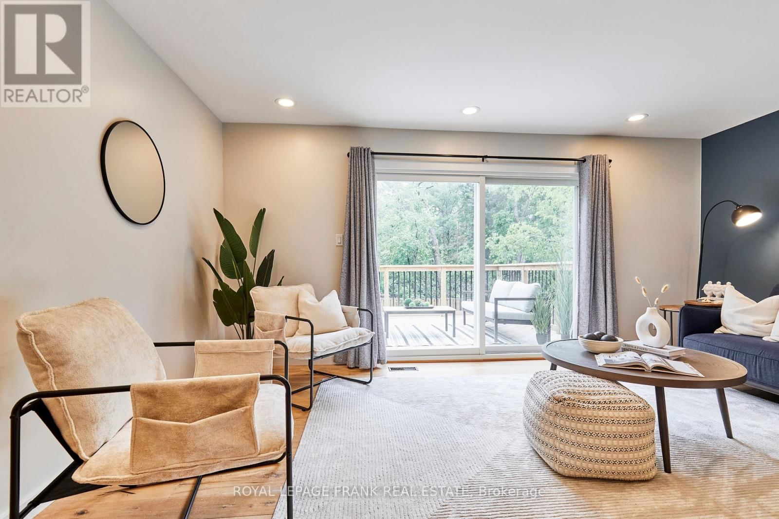 132 COULTER DRIVE Image 21
