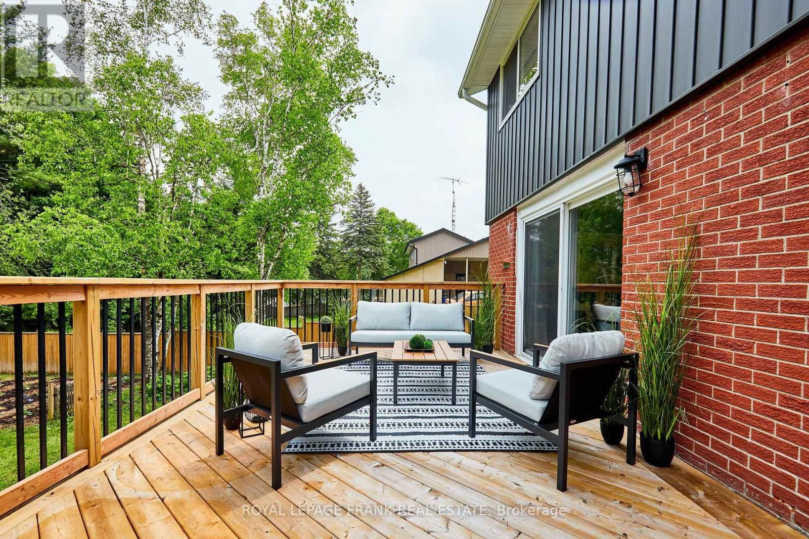 132 COULTER DRIVE Image 36