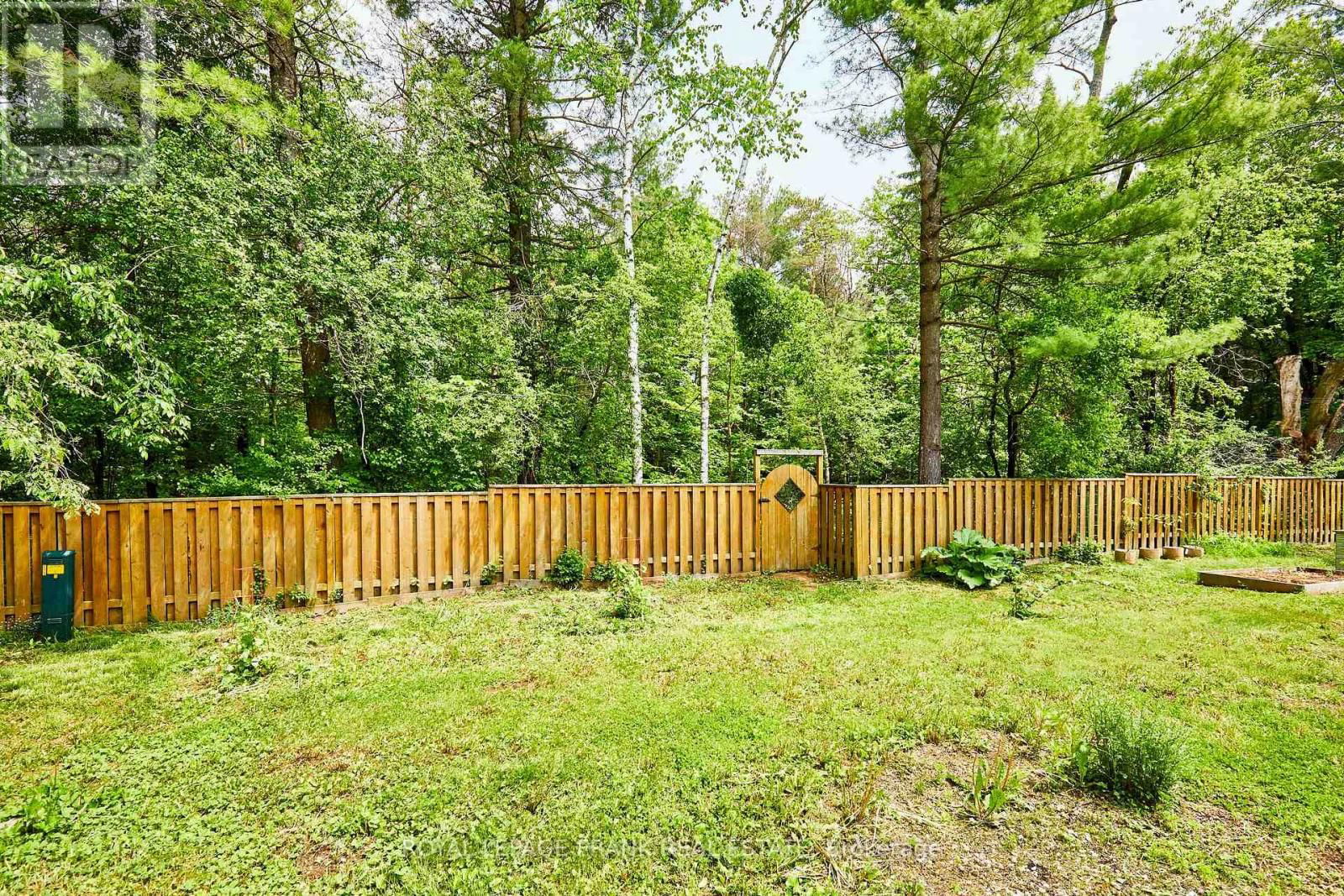 132 COULTER DRIVE Image 43