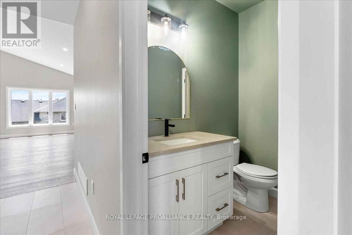 47 ROSEWOOD DRIVE Image 24