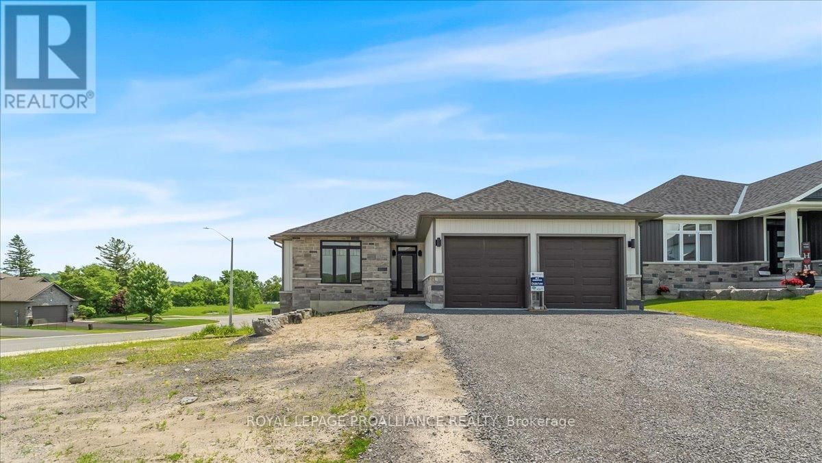 47 ROSEWOOD DRIVE Image 3