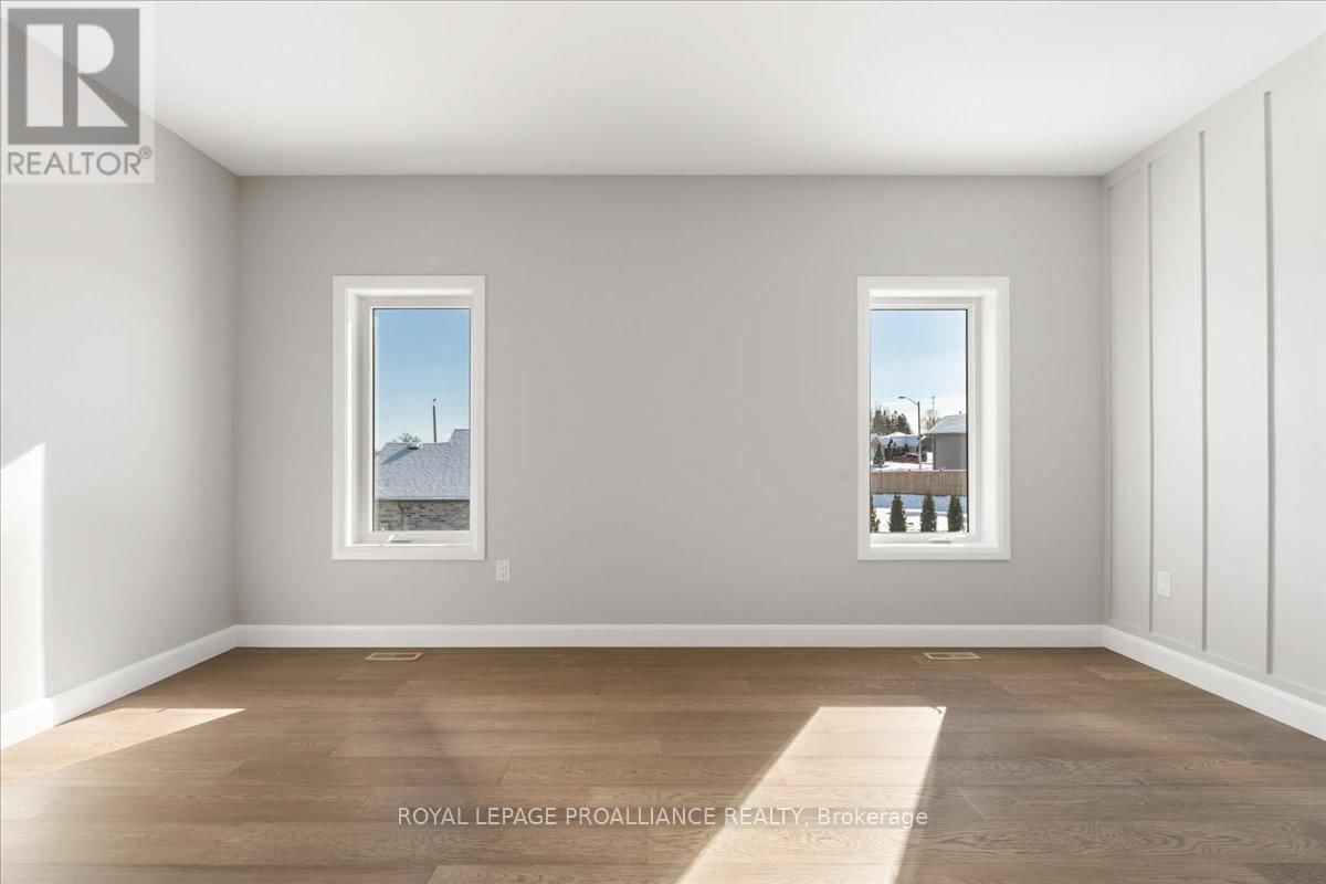 47 ROSEWOOD DRIVE Image 39