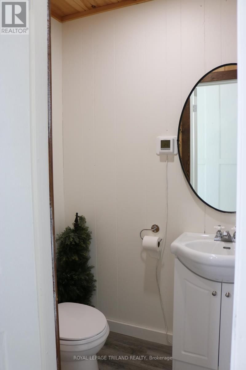 548 TALBOT STREET Image 19