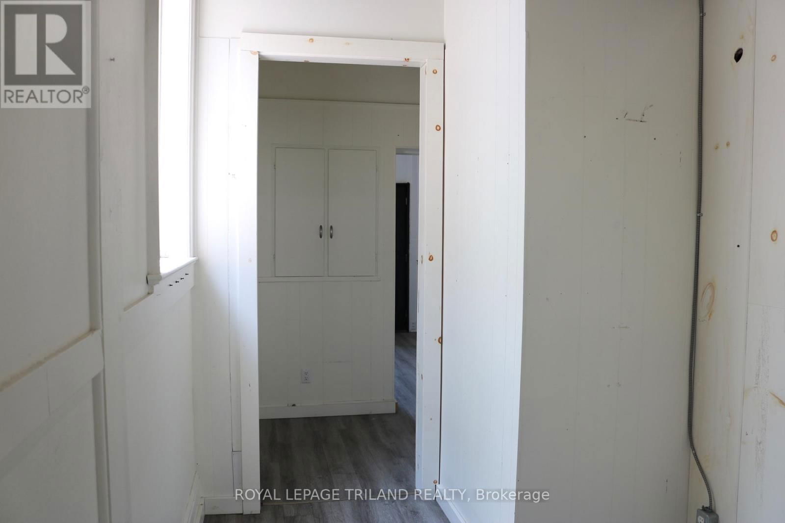 548 TALBOT STREET Image 20