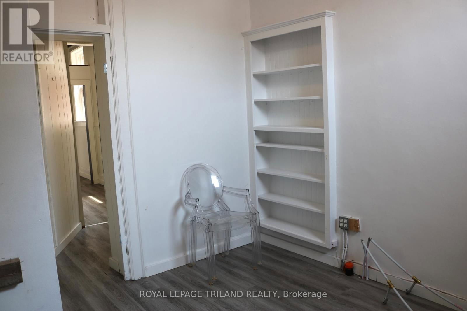 548 TALBOT STREET Image 22
