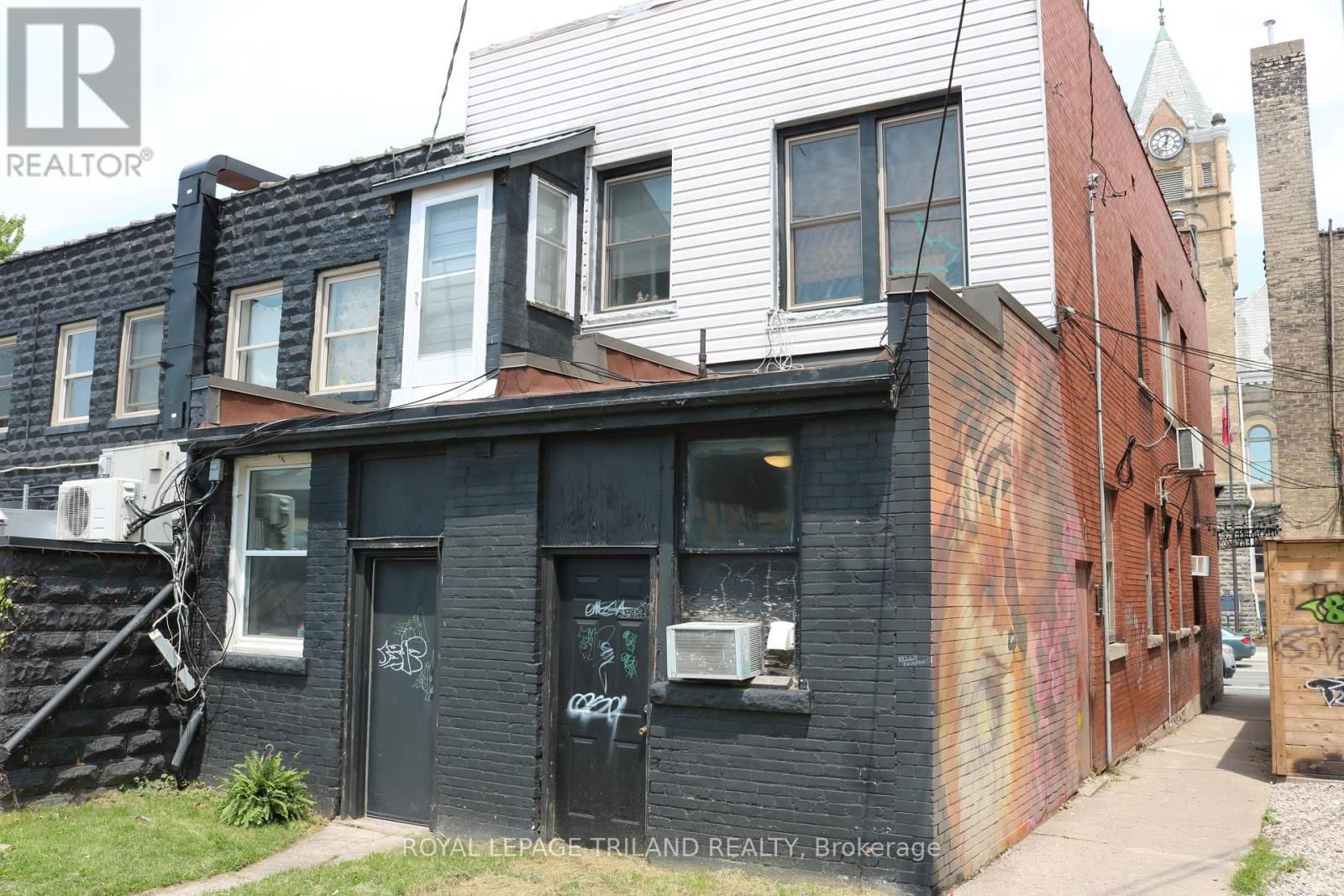 548 TALBOT STREET Image 27
