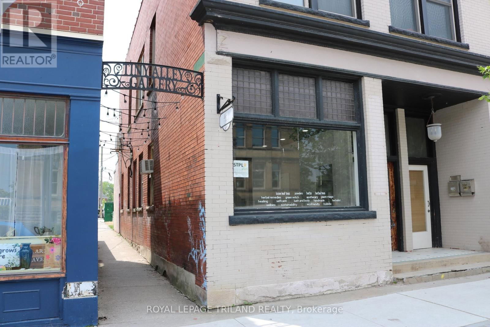 548 TALBOT STREET Image 29