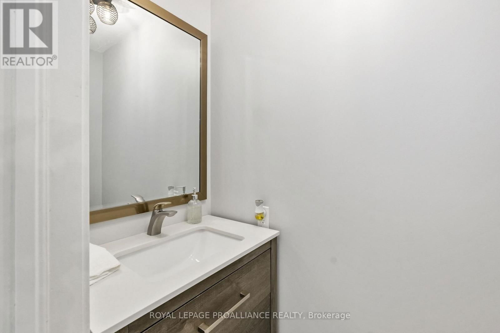 773 BELMONT TOWNSHIP 4TH LINE Image 16
