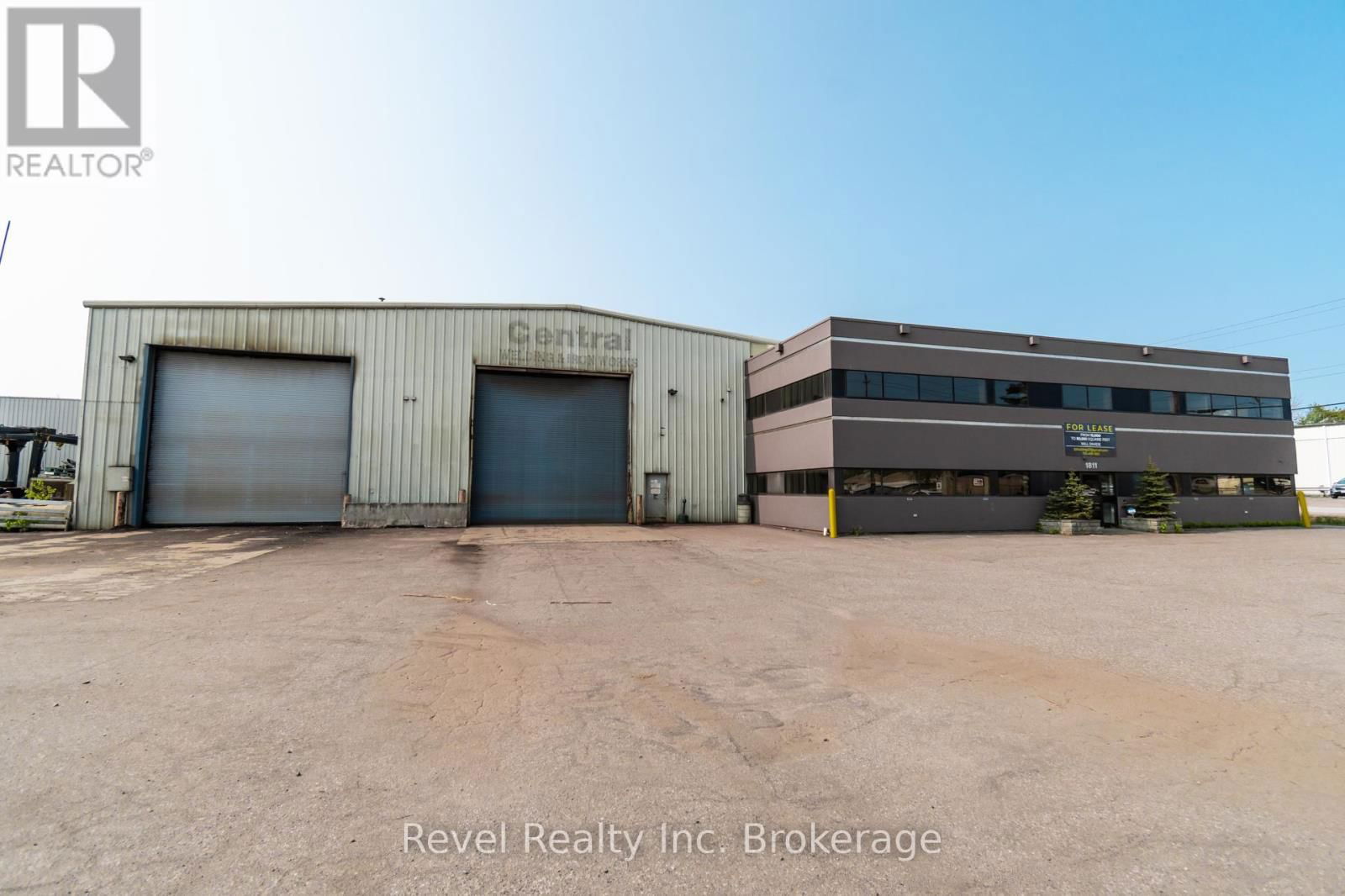1811 SEYMOUR STREET Image 39