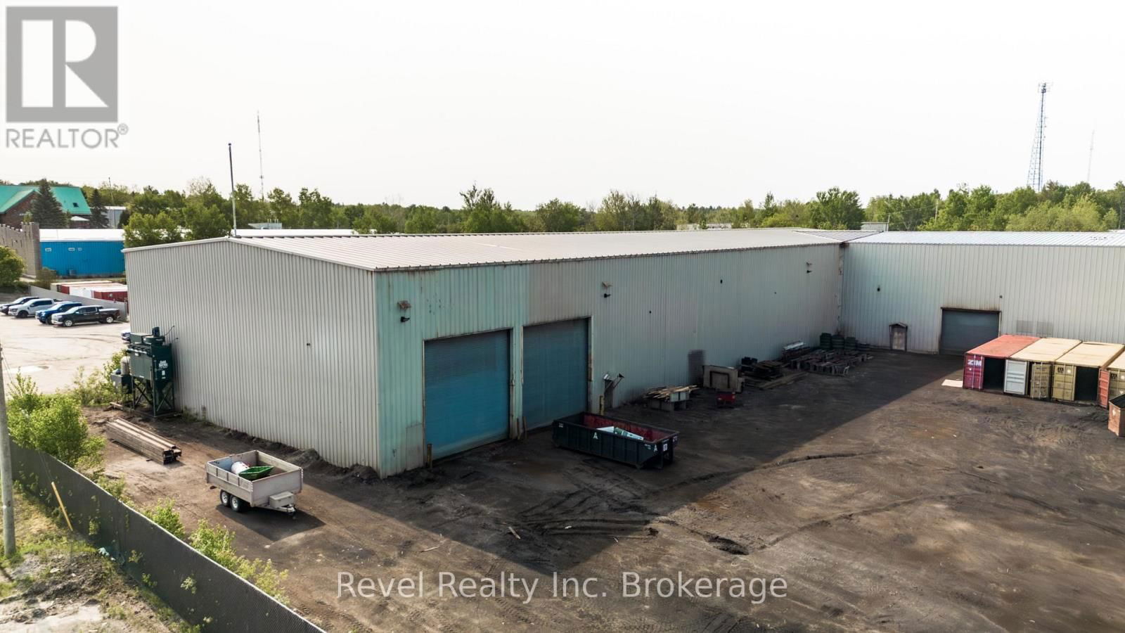 1811 SEYMOUR STREET Image 43