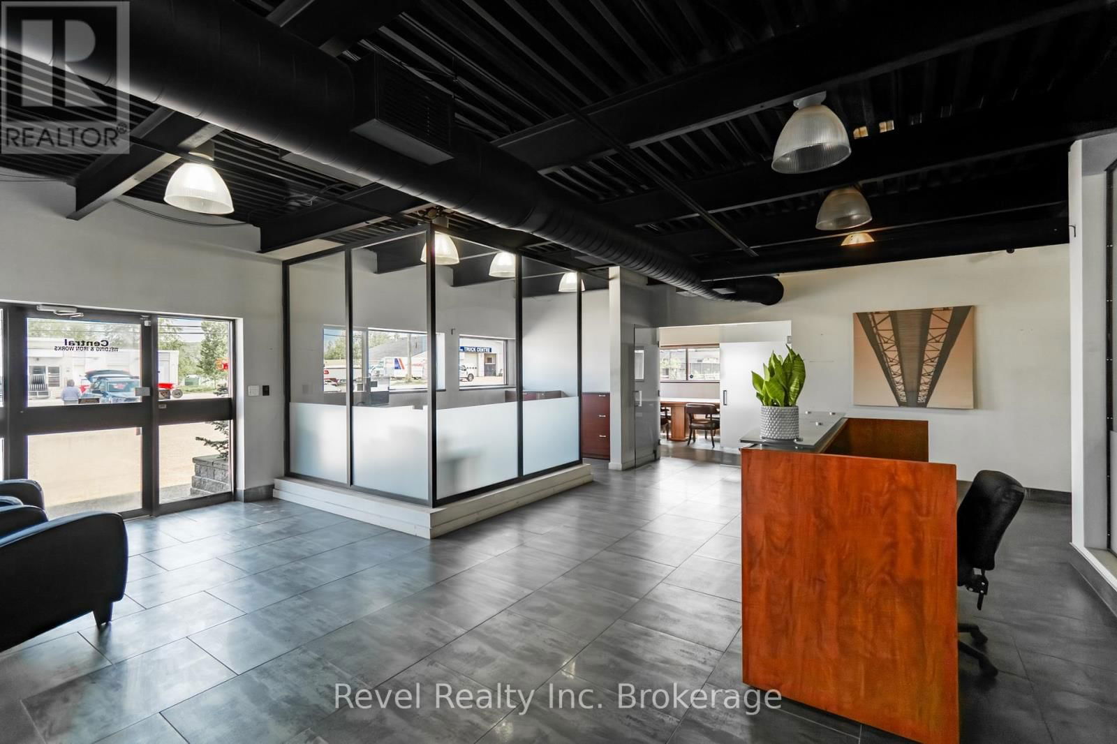 1811 SEYMOUR STREET Image 6