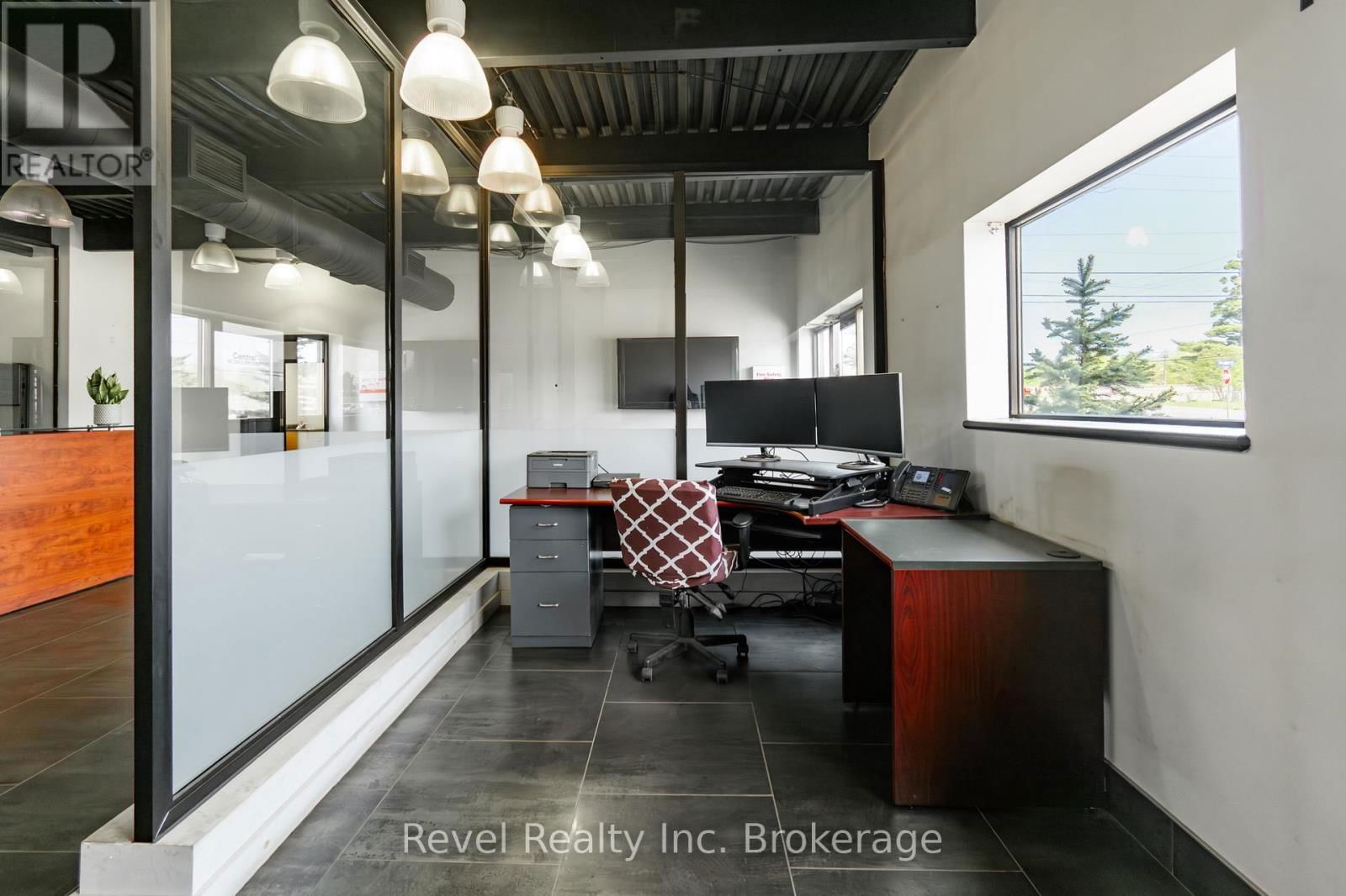 1811 SEYMOUR STREET Image 8