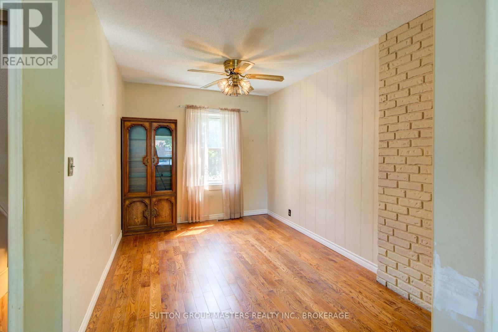 307 PALACE ROAD Image 19