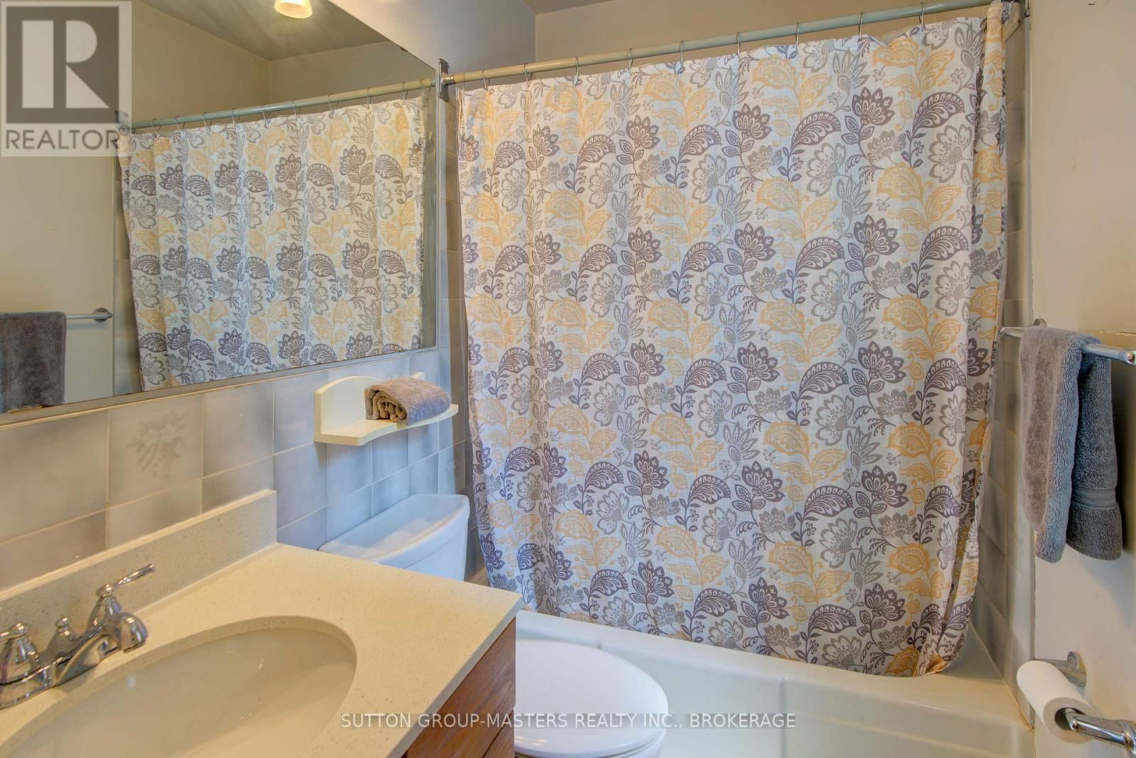 307 PALACE ROAD Image 21