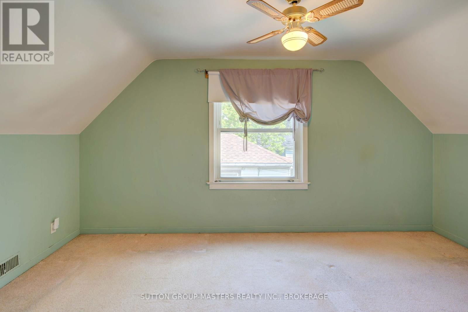 307 PALACE ROAD Image 24