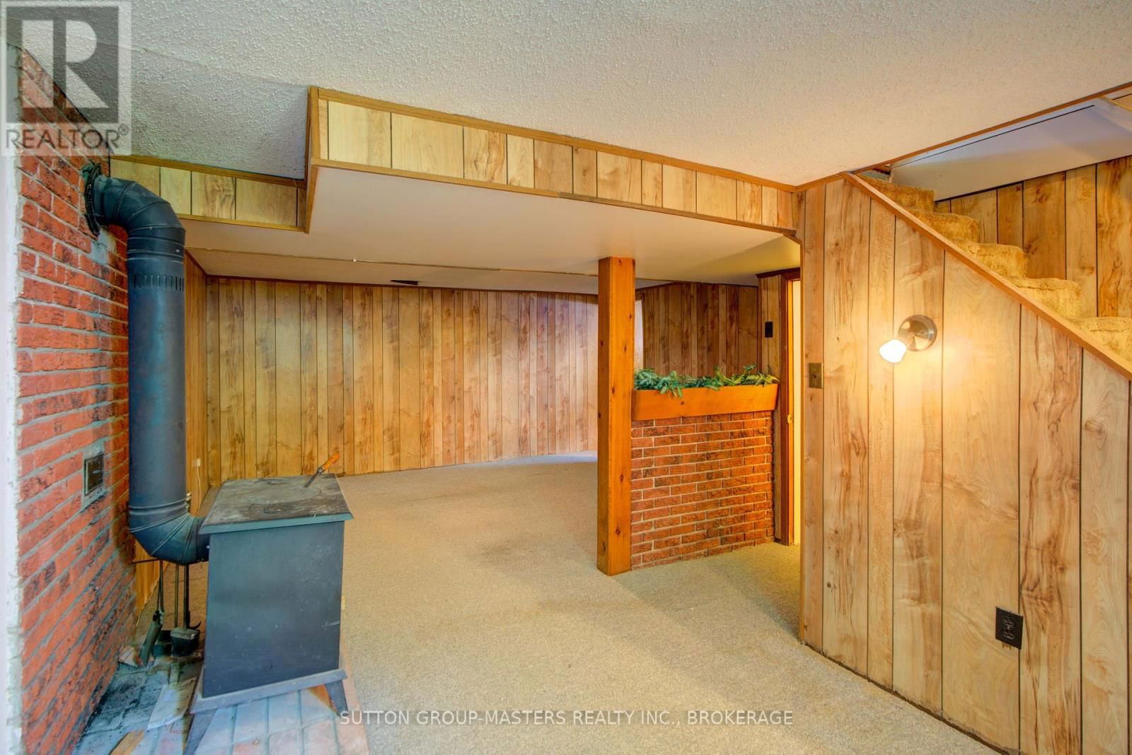 307 PALACE ROAD Image 34
