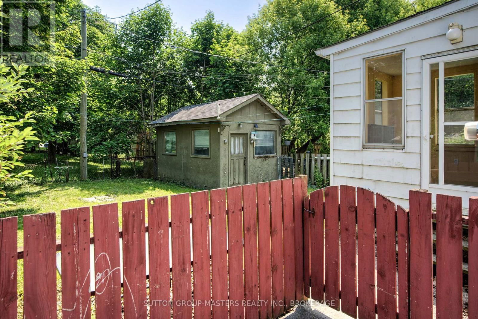 307 PALACE ROAD Image 39