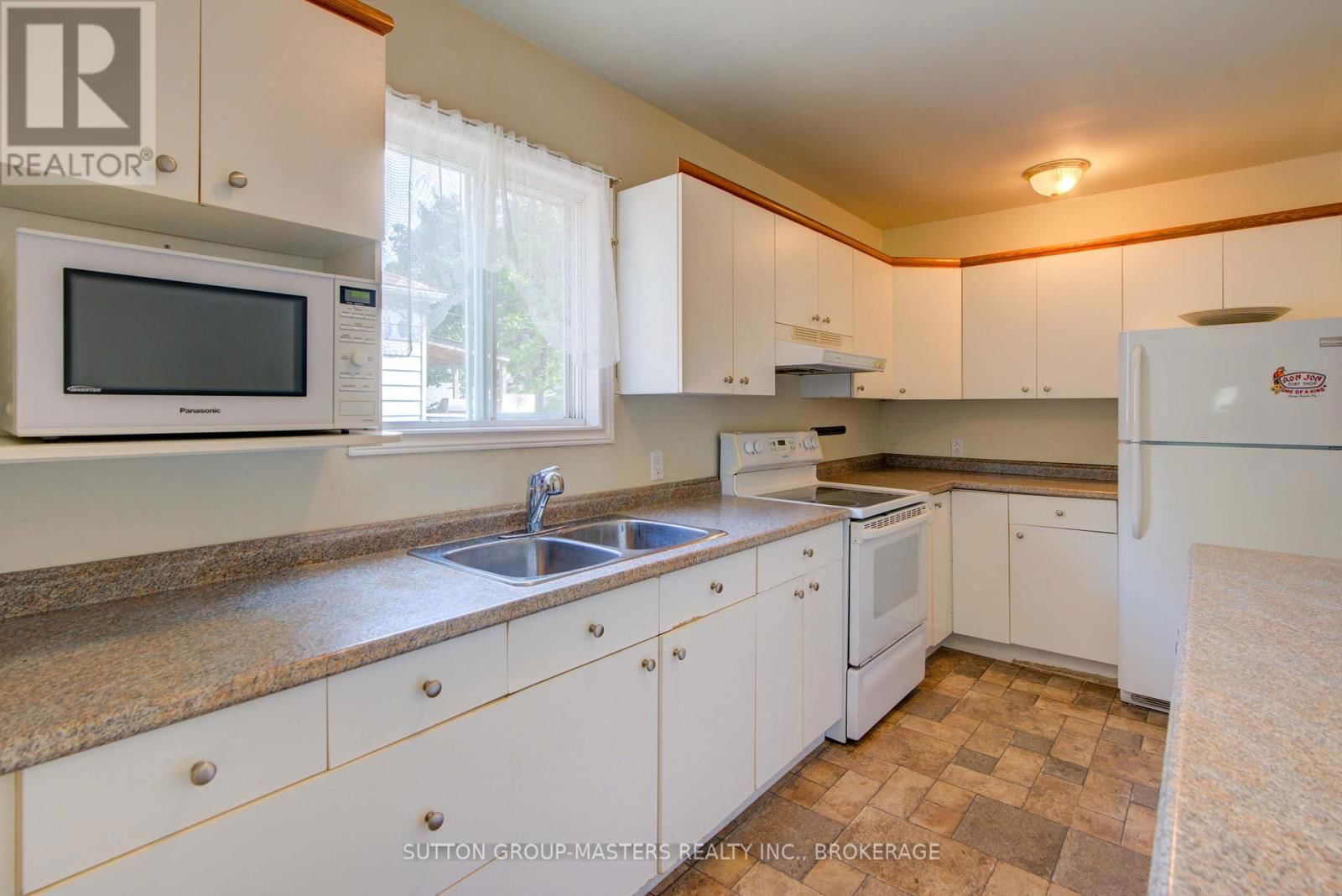 307 PALACE ROAD Image 7