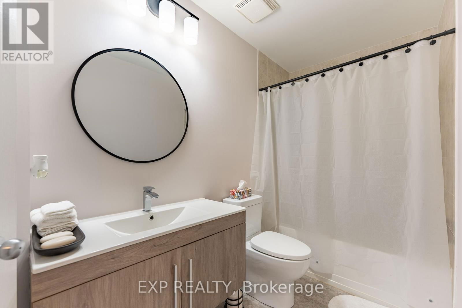D - 221 CRESTWAY DRIVE Image 6