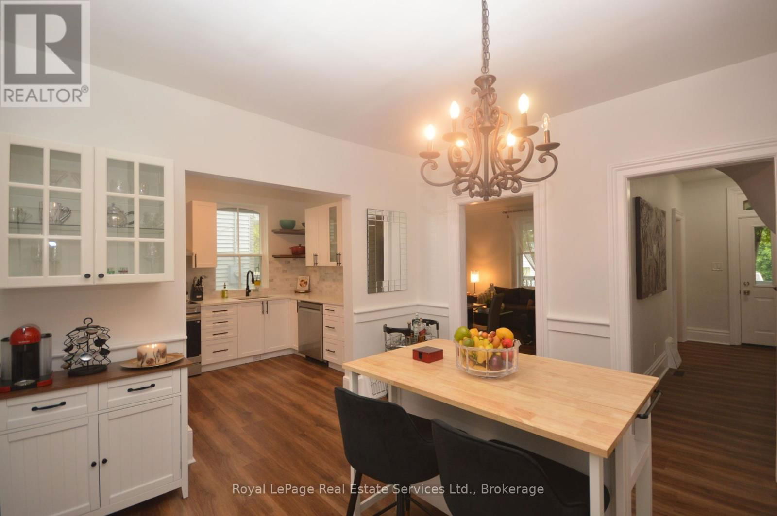 92 ADAM STREET Image 16