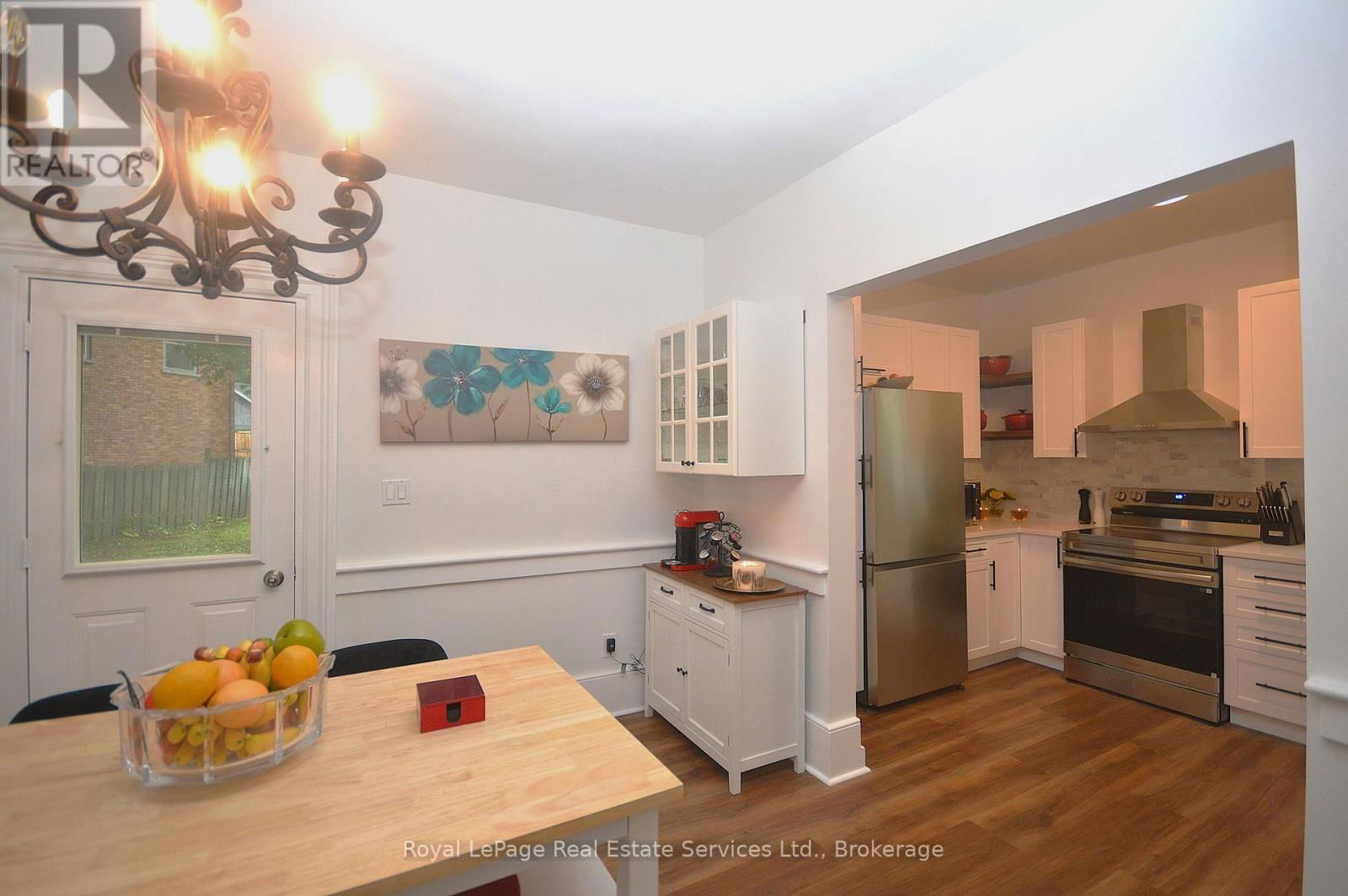 92 ADAM STREET Image 17